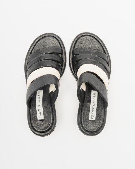 Sand�lias Ernesto Dolani