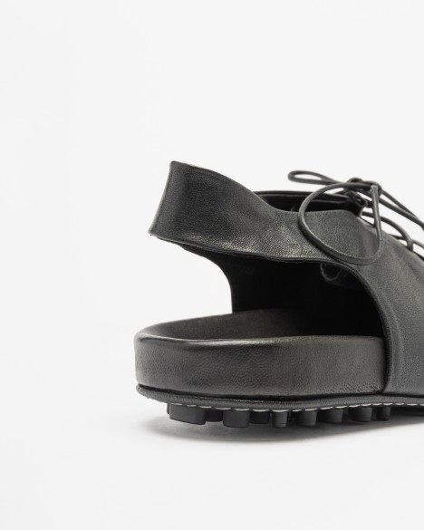 Open schoen aan de achterkant Ernesto Dolani