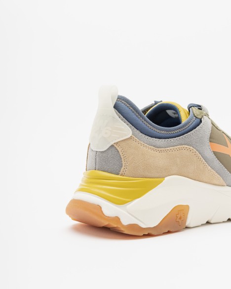 Sneakers Just Say Wizz