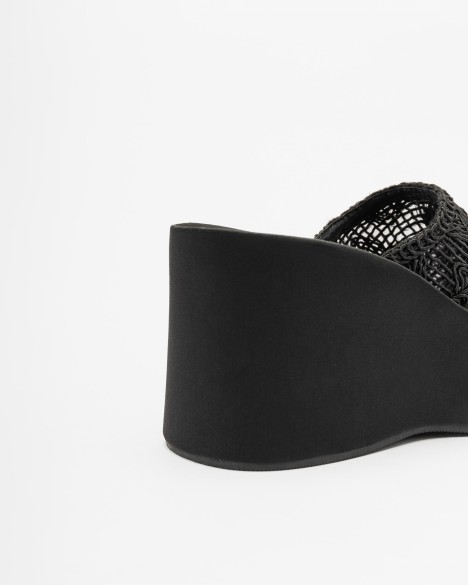 Gloss Platform clogs