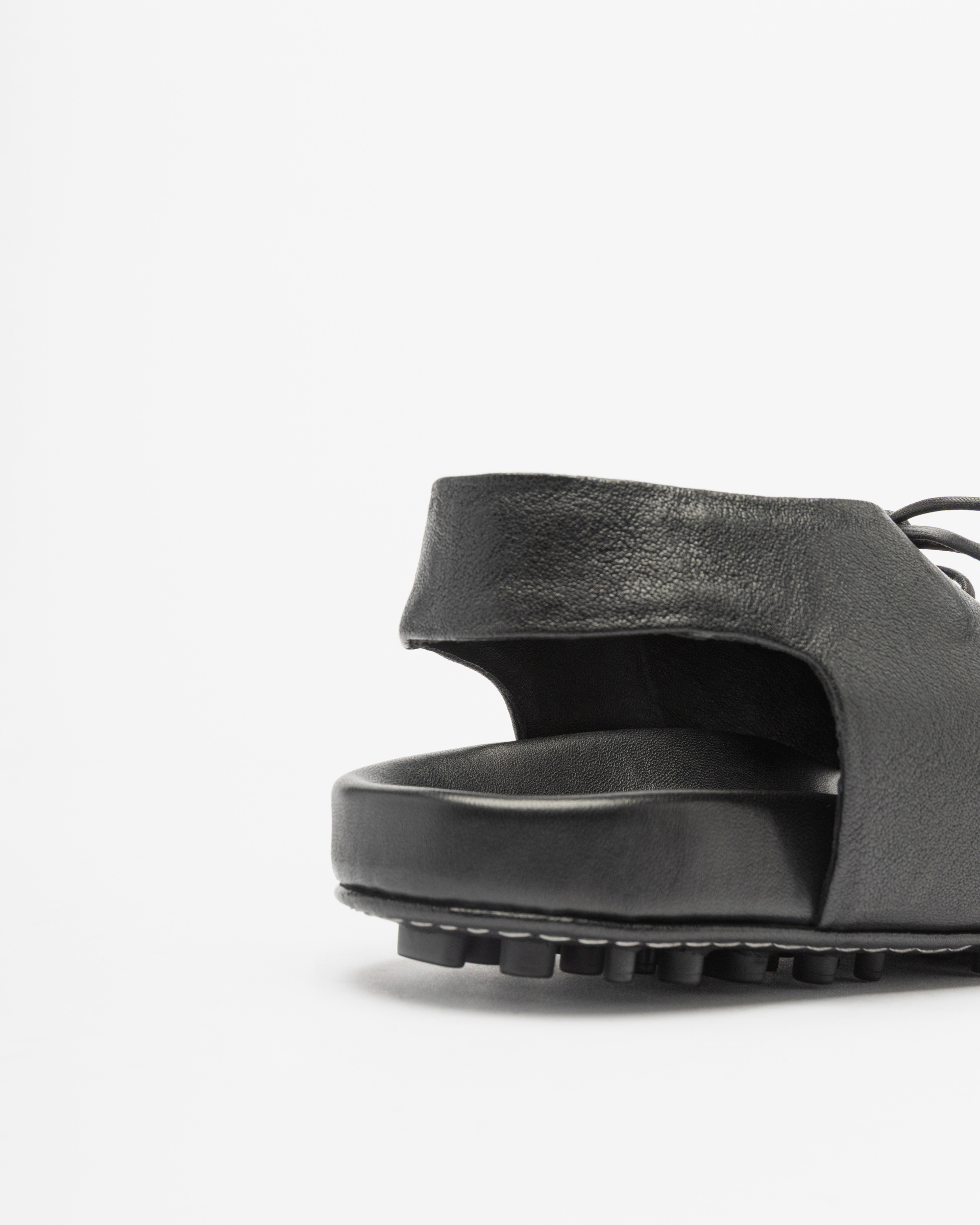 Sandali Ernesto Dolani