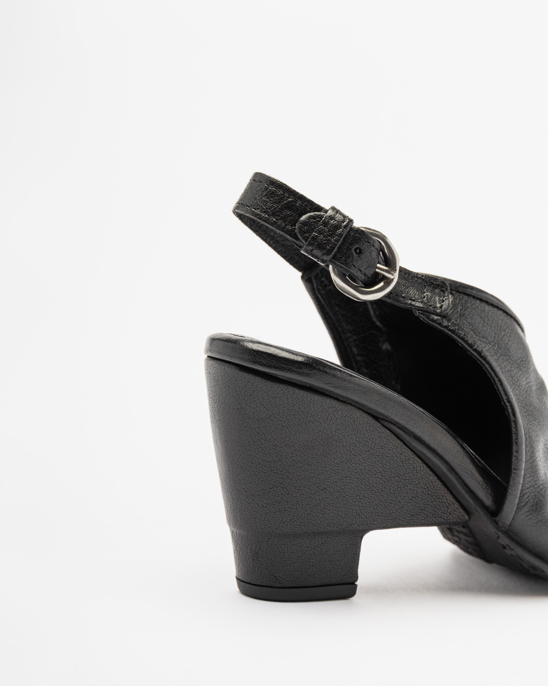 Sandálias de cunha A.S.98