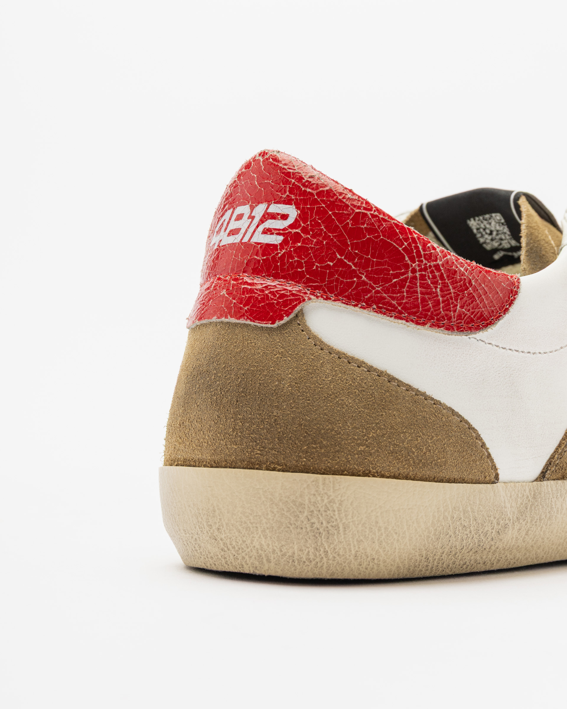 Weiße Sneakers 4B12