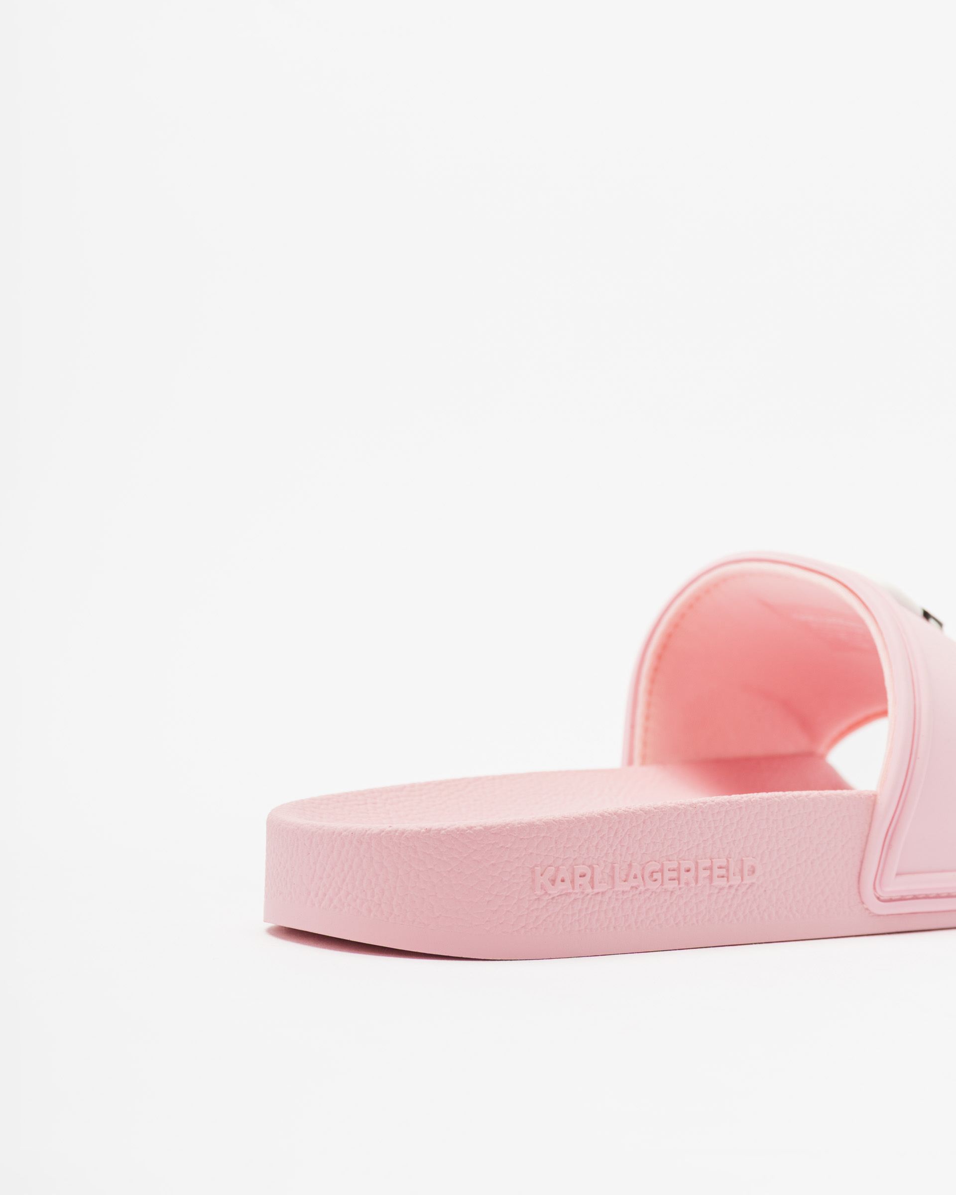 Chinelos slide Karl Lagerfeld