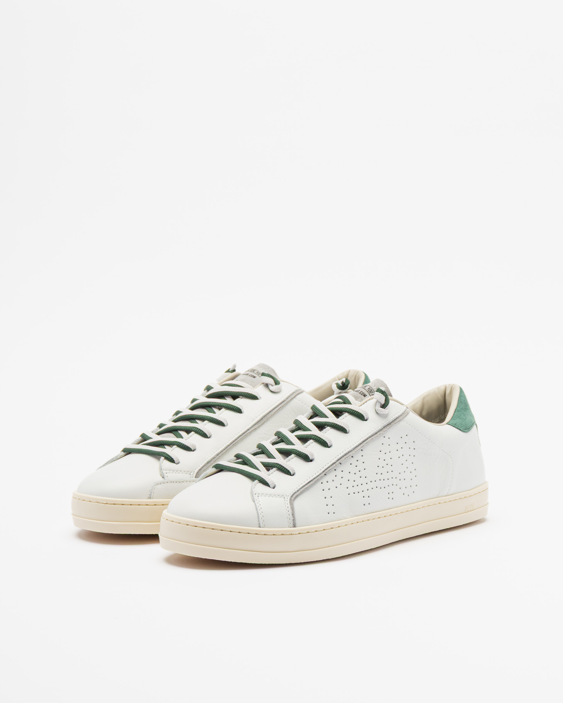 Witte sportschoenen P448