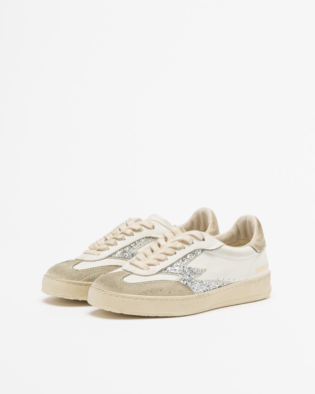 Sneakers bianche Moa