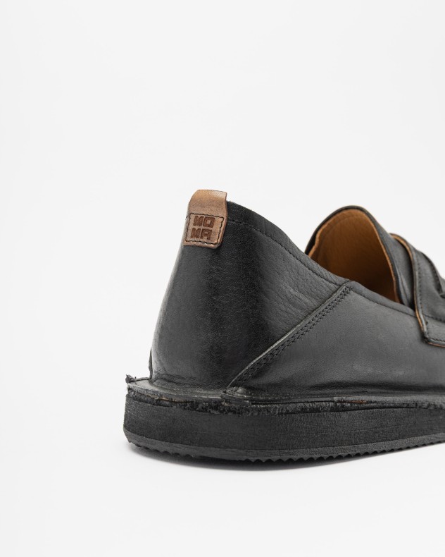 Slip-ons Moma