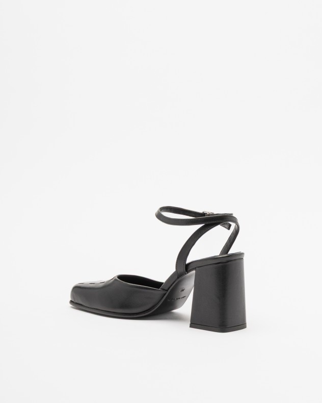 High Heel Sandalen The Lab.yrinth