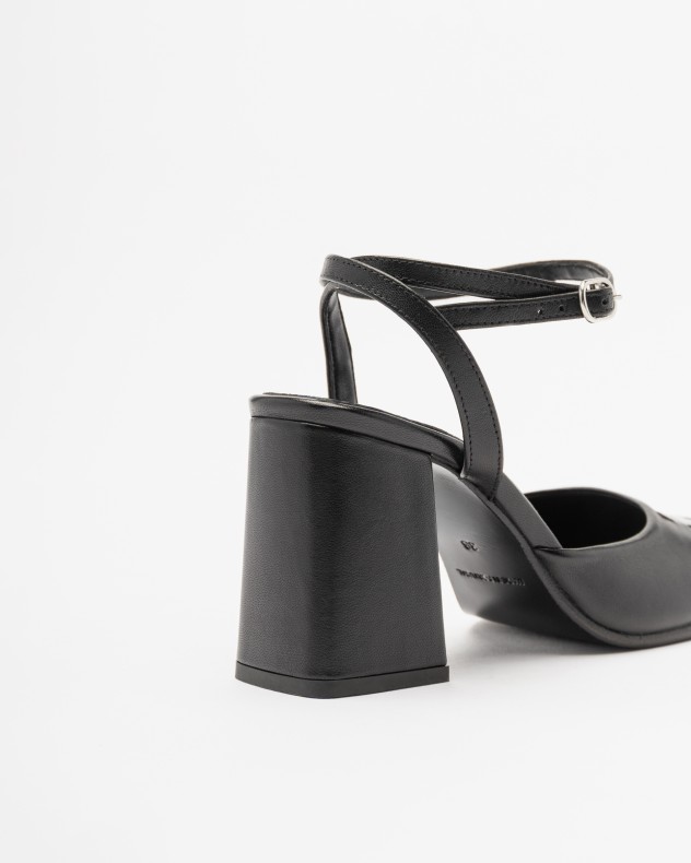 High Heel Sandalen The Lab.yrinth