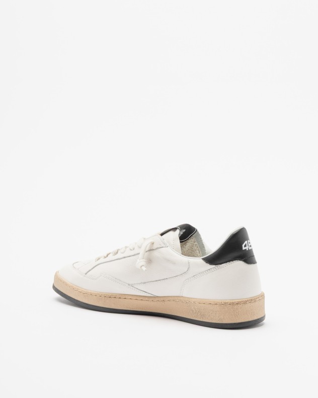 4B12 Sneakers