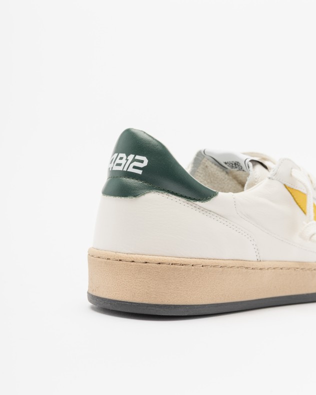 4B12 Sneakers