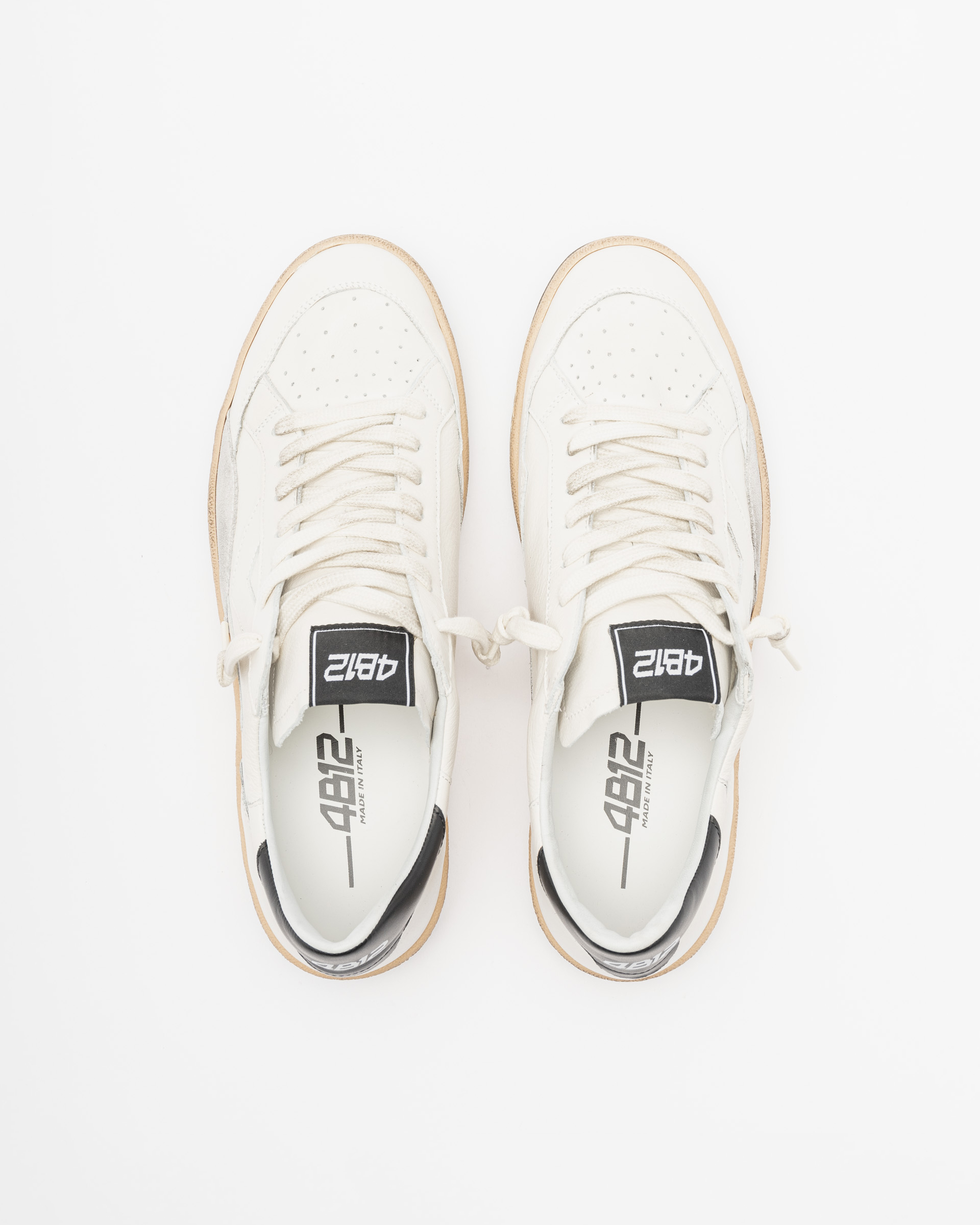 4B12 Sneakers