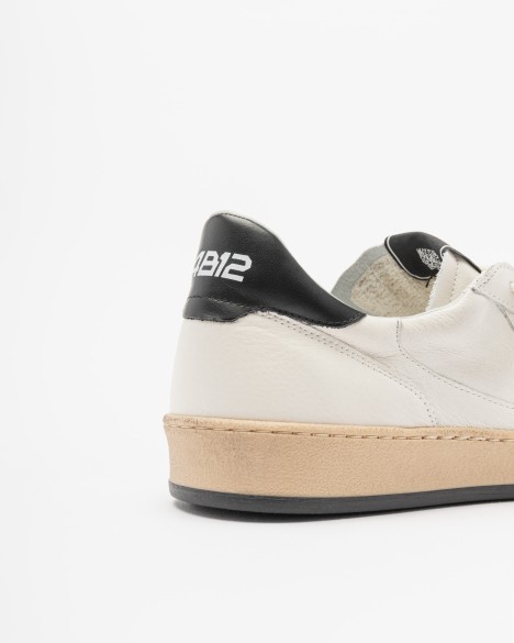 Sneakers 4B12