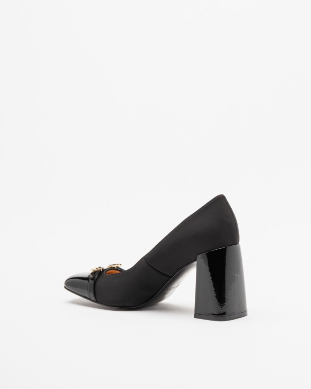 Sapatos salto alto Love Moschino