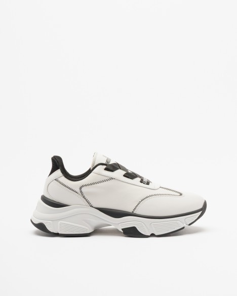 Sneakers Love Moschino