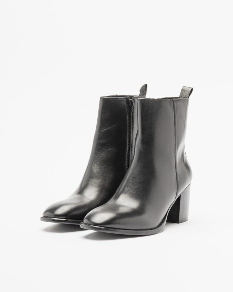 PROF Ankle Boots