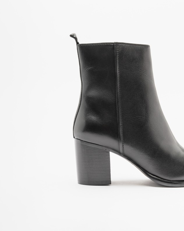 PROF Ankle Boots