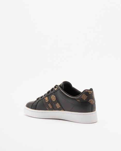 Baskets Guess