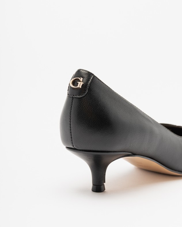 Scarpe Guess