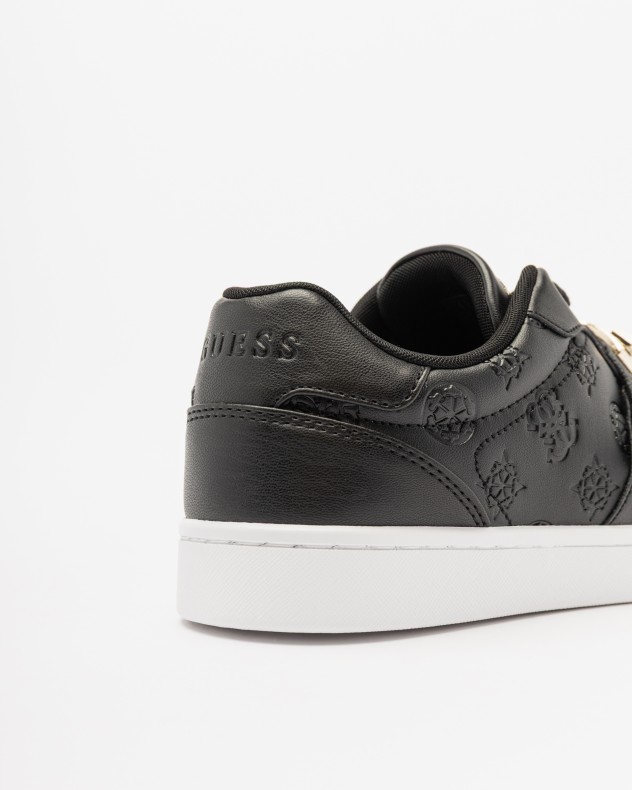 Sneakers Guess