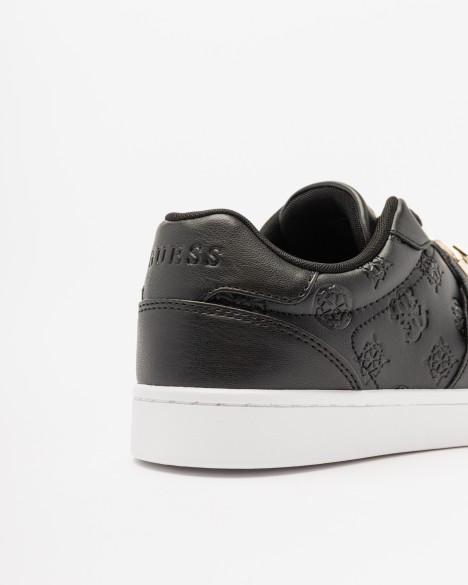 Sneakers Guess