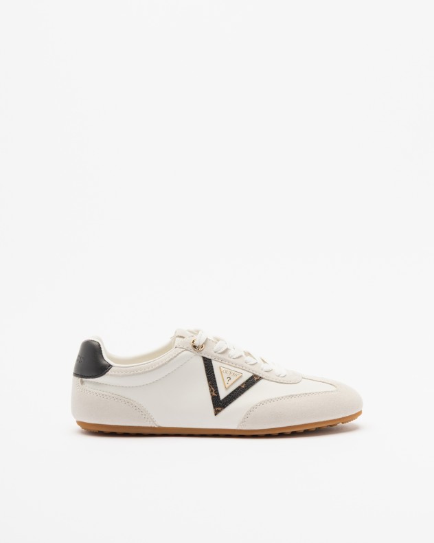 Baskettes blanches Guess