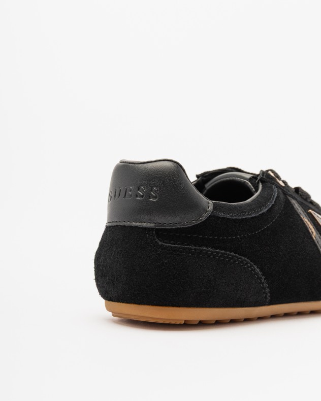 Guess Sneakers