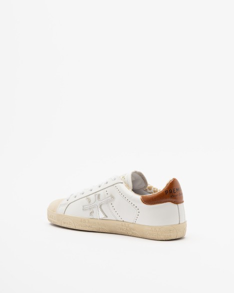 Baskettes blanches Premiata