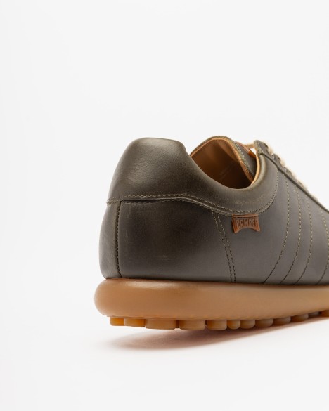Sneakers Camper