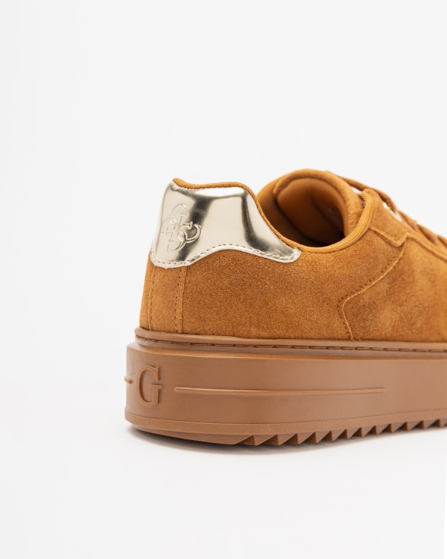 Guess Sneakers