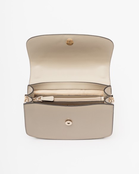 Mala de m�o Guess