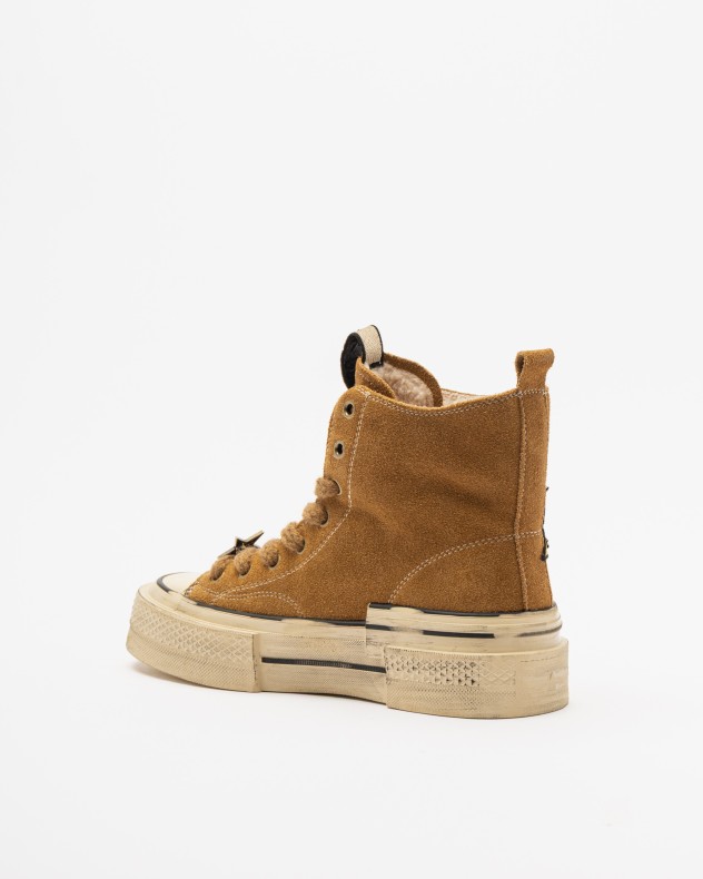 High-Top-Sneaker Nan-Ku Couture
