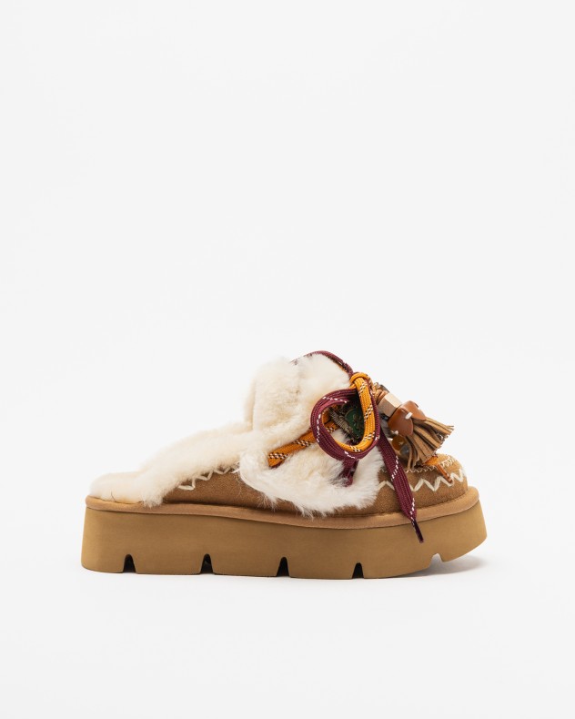 Nan-Ku Couture Clogs