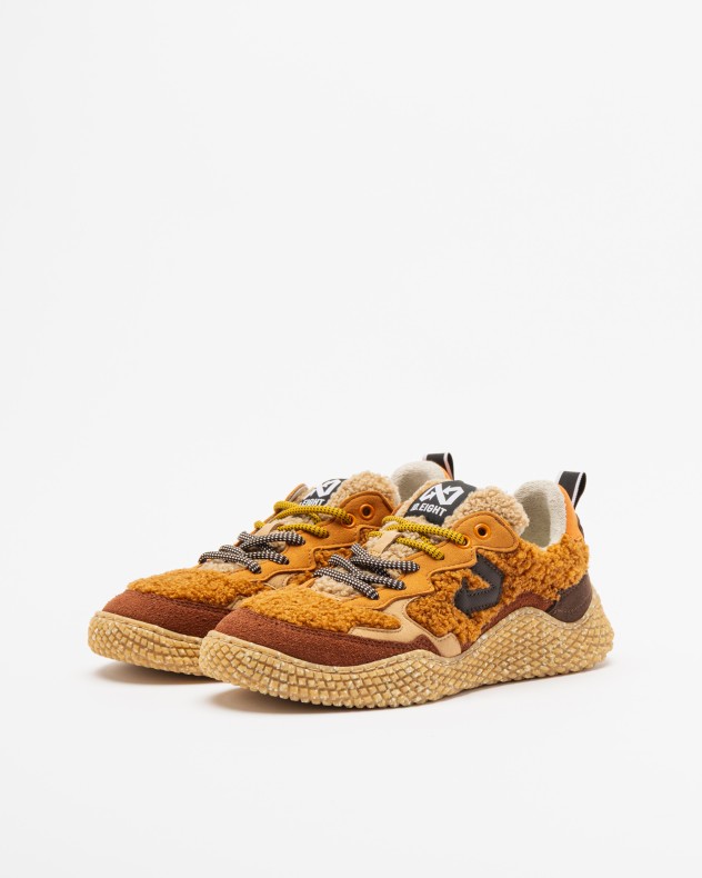 ID.Eight Sneakers