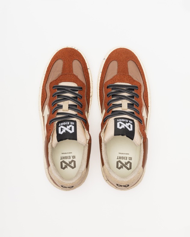 ID.Eight Sneakers
