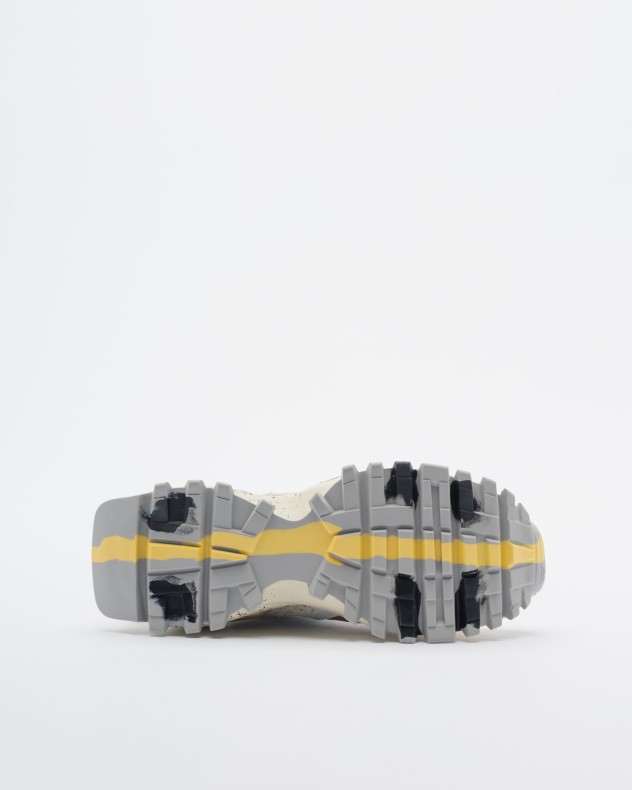 Wei�e Sneakers Ex�