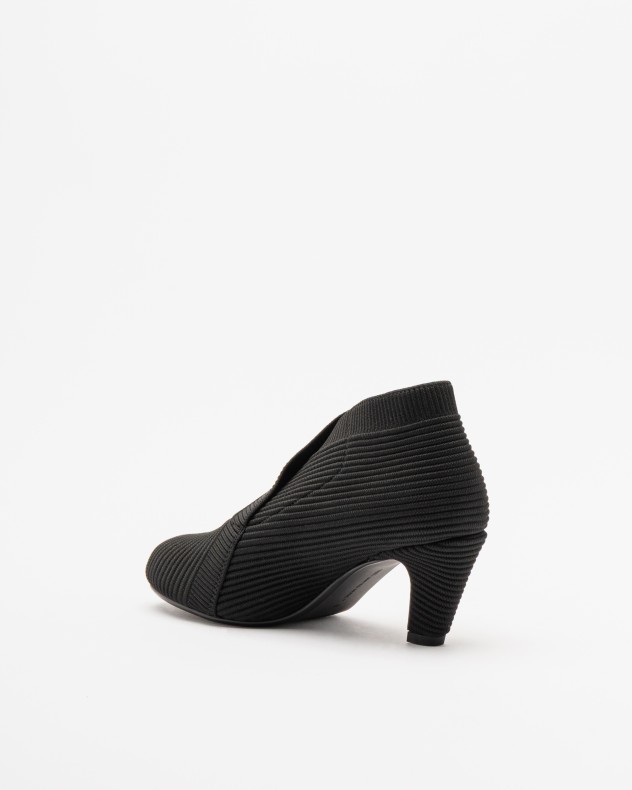 Enkellaarzen United Nude