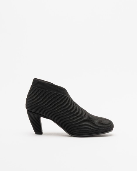 Botines United Nude