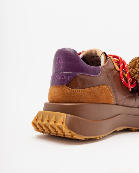 Elena Iachi Sneakers