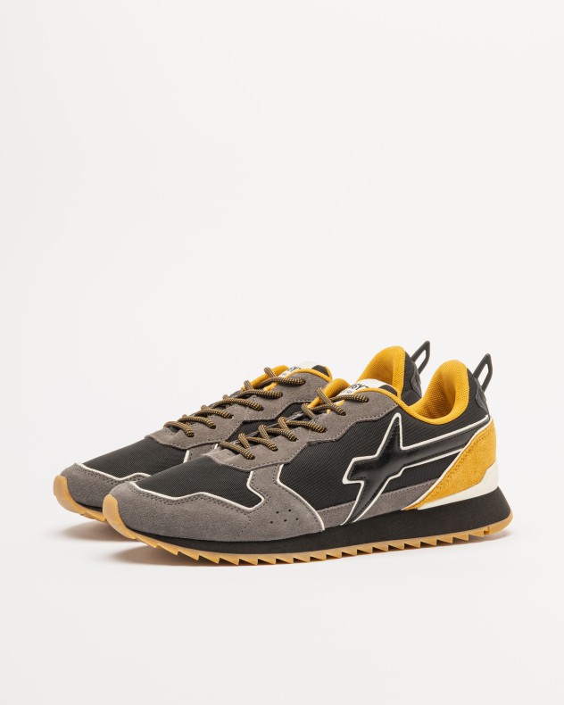 Sneakers Just Say Wizz