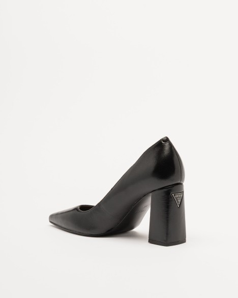 Schuhe Guess