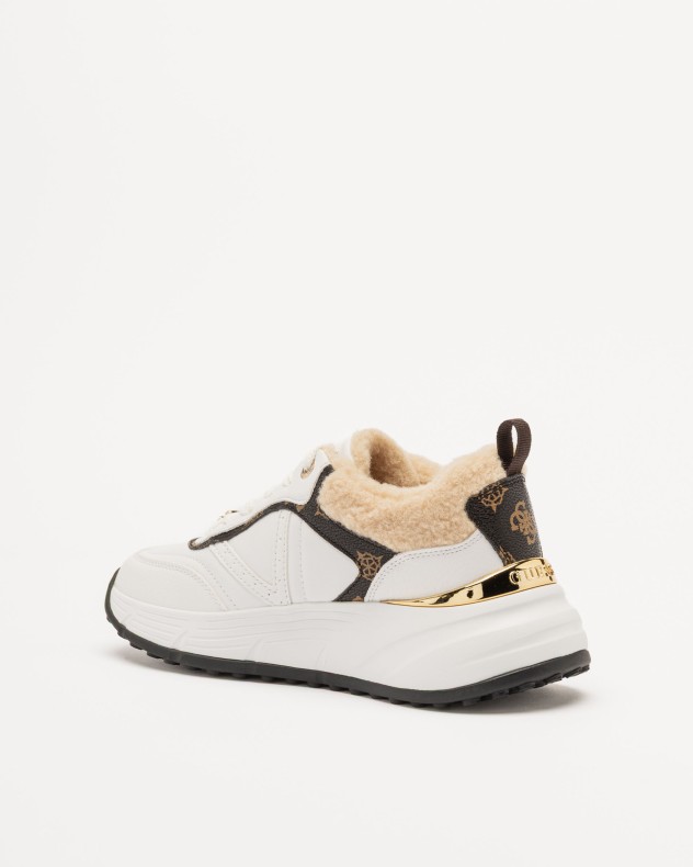 Sneakers Guess