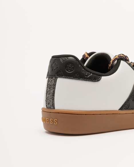 Sneakers Guess
