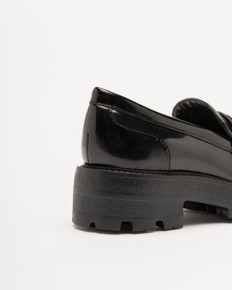 Loafers Guess