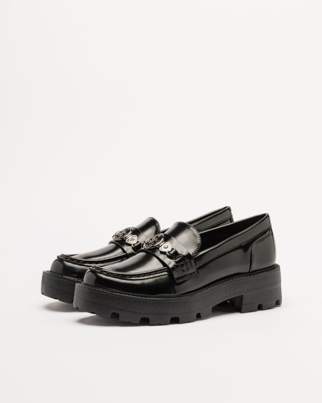 Loafers Guess