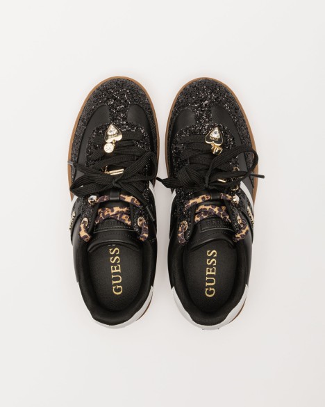 Sneakers Guess