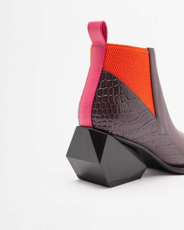 Botins United Nude