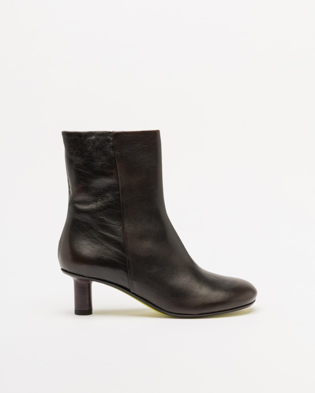 Botins Ernesto Dolani