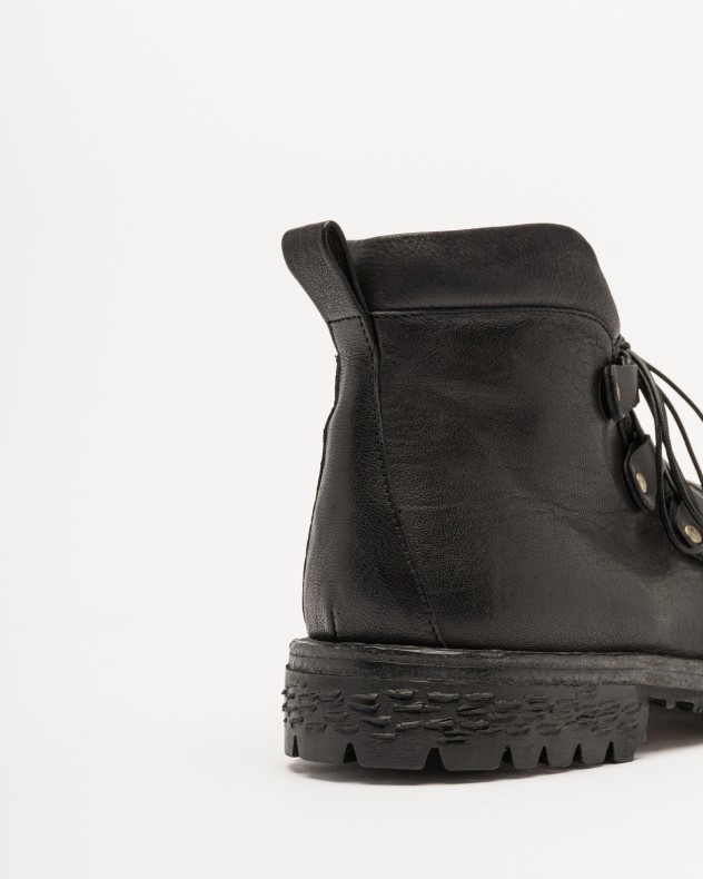 Botins Ernesto Dolani