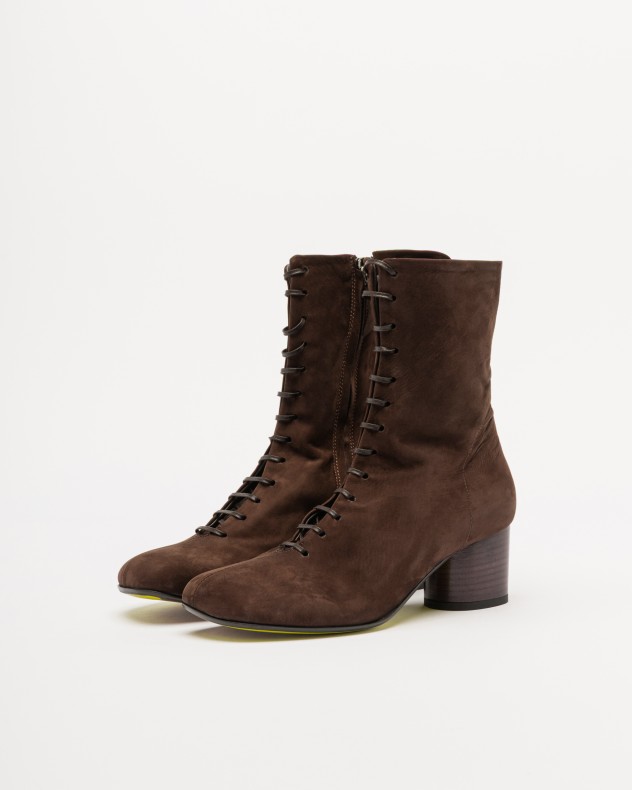 Botins Ernesto Dolani